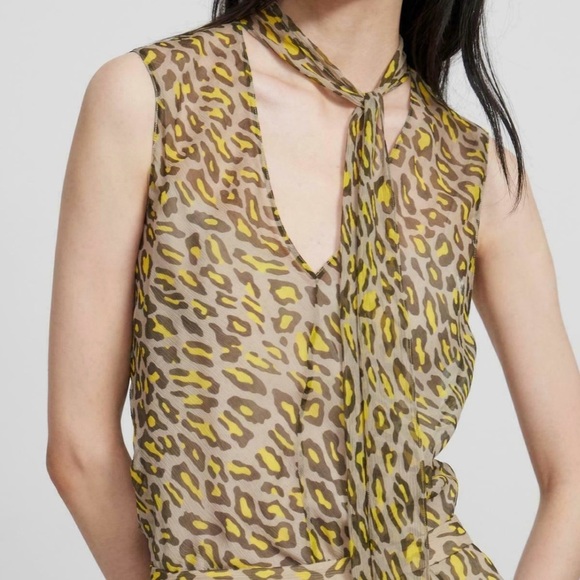 Theory Silk leopard print top - Picture 5 of 13